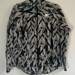 Nike Women's Hooded Running Jacket. Size Medium